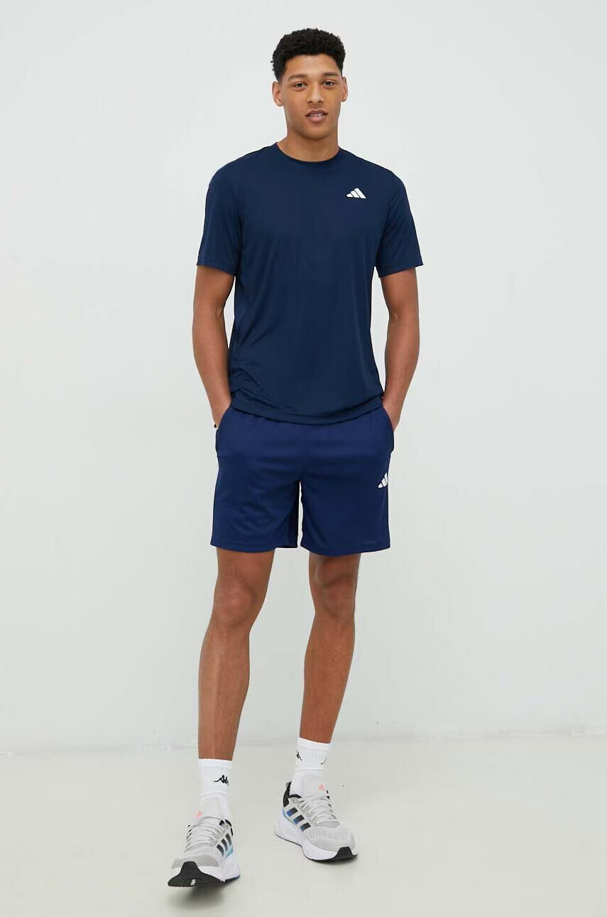 adidas Performance Къс панталон за трениране Train Essentials в тъмносиньо - Pepit.bg