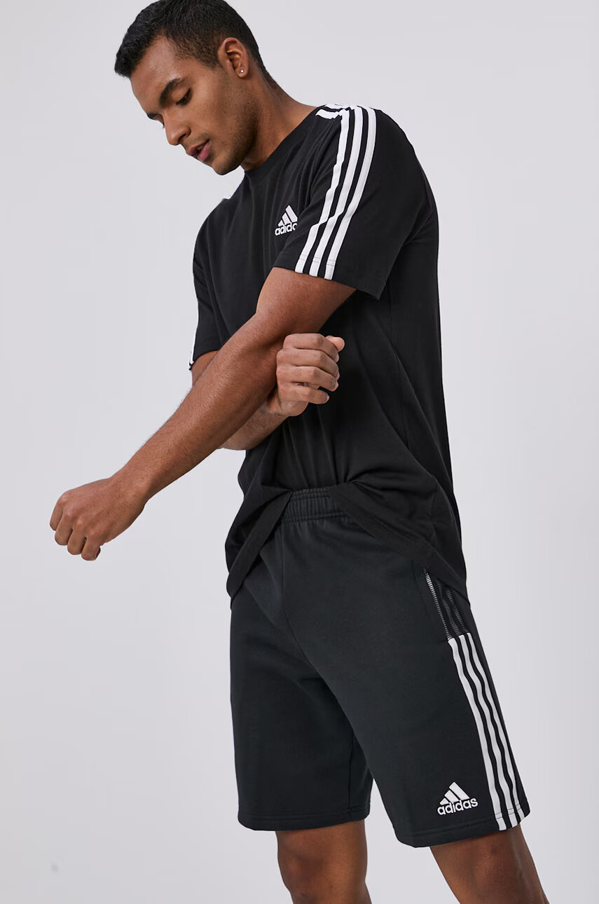 adidas Performance Къс панталон GM7345 мъжки в черно - Pepit.bg