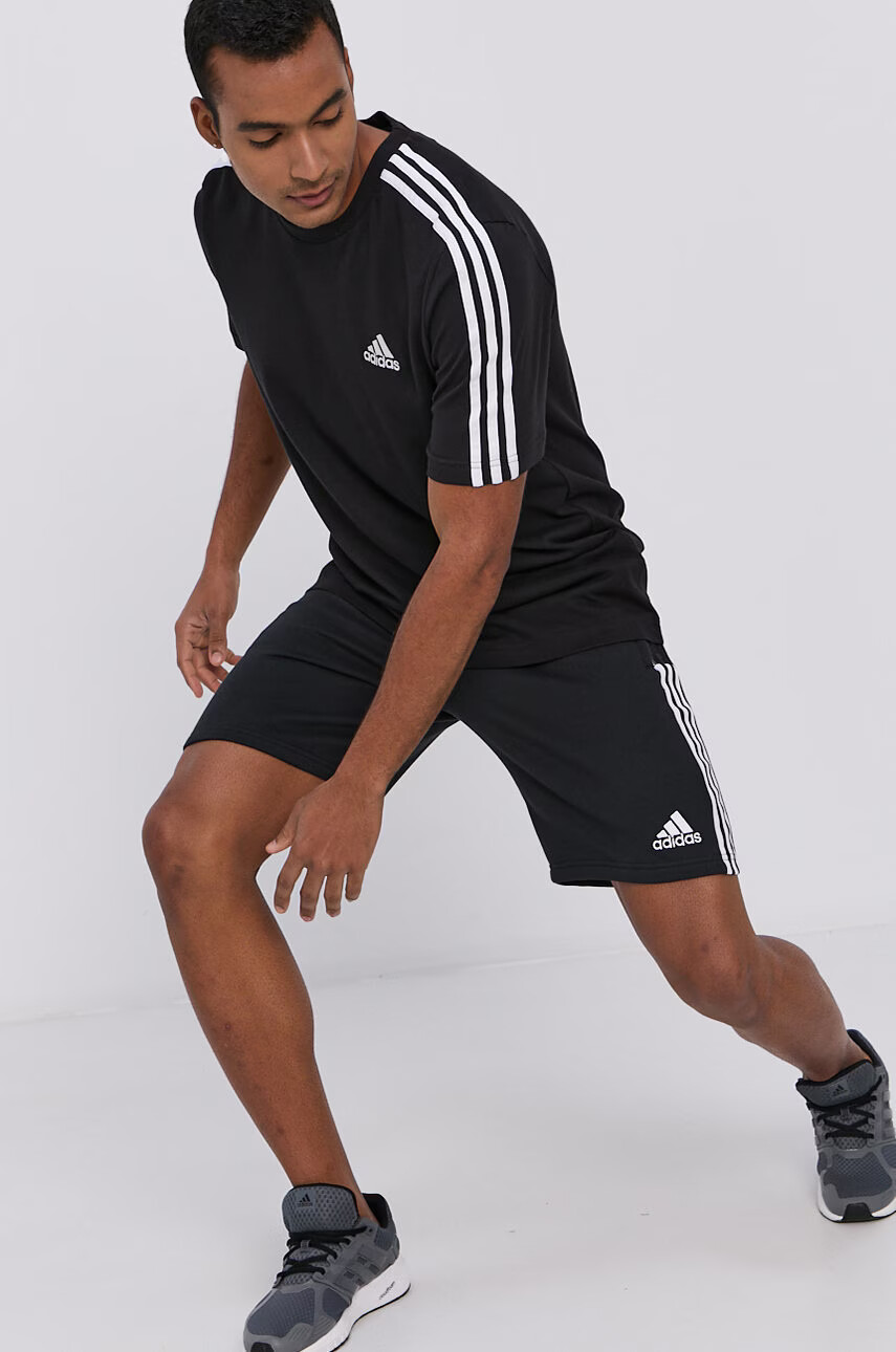 adidas Performance Къс панталон GM7345 мъжки в черно - Pepit.bg