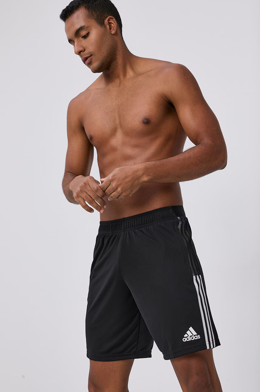 adidas Performance Къс панталон GN2157 мъжки в черно - Pepit.bg