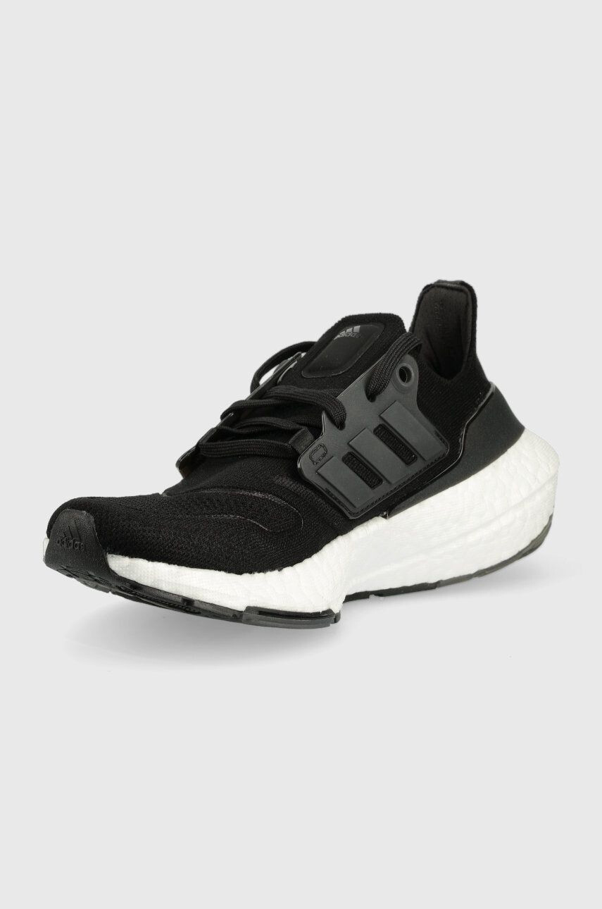 adidas Performance Обувки за бягане Ultraboost 22 GX5591 в черно - Pepit.bg