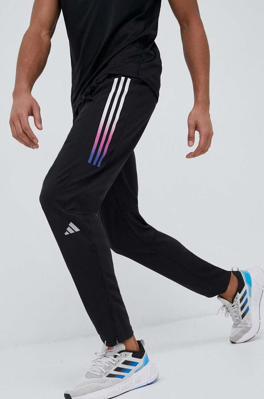 adidas Performance Панталон за джогинг Run Icons в черно с принт - Pepit.bg
