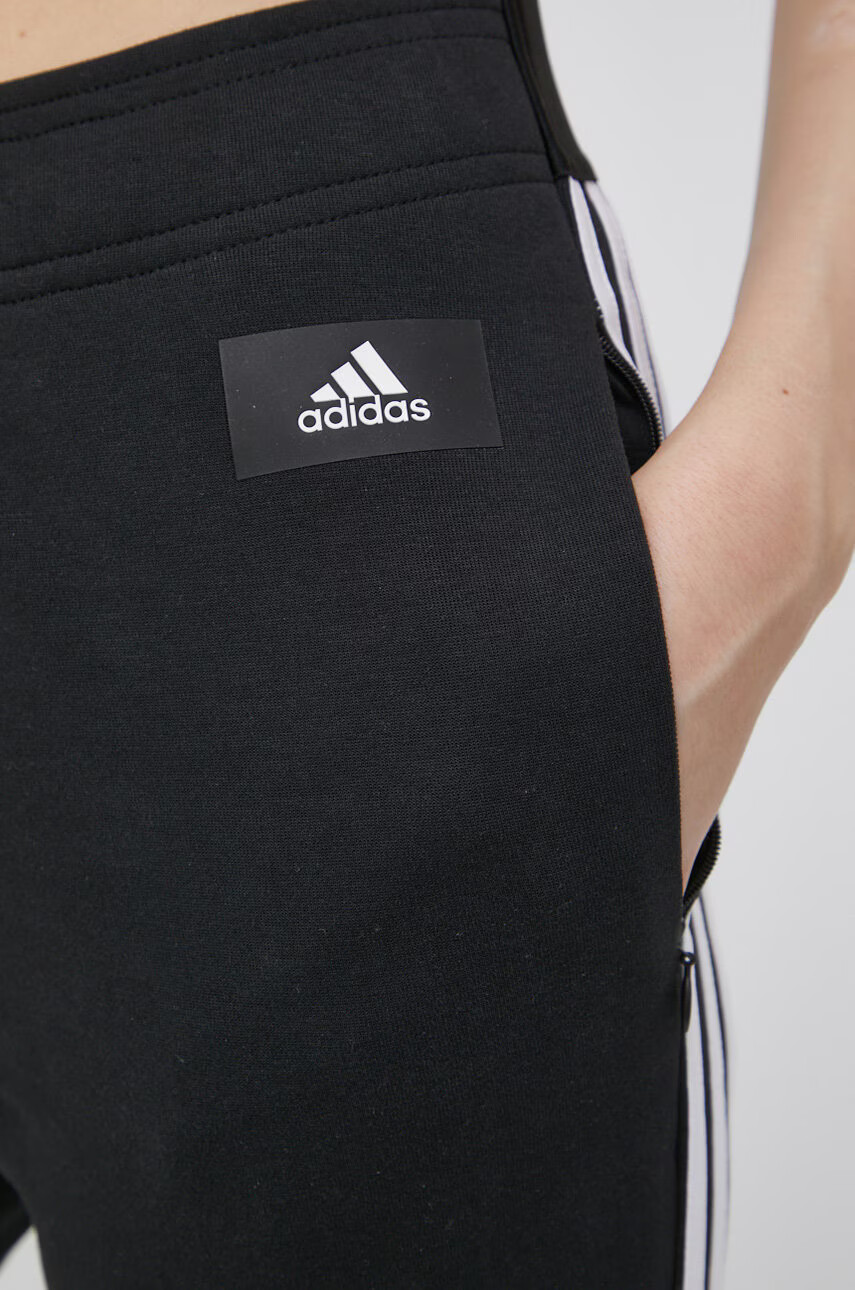 adidas Performance Панталони H57301 дамско в черно с изчистен дизайн - Pepit.bg