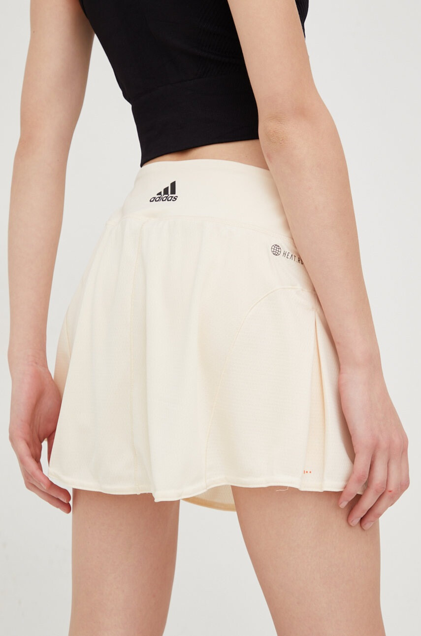 adidas Performance Пола в бежово къс модел разкроен модел - Pepit.bg