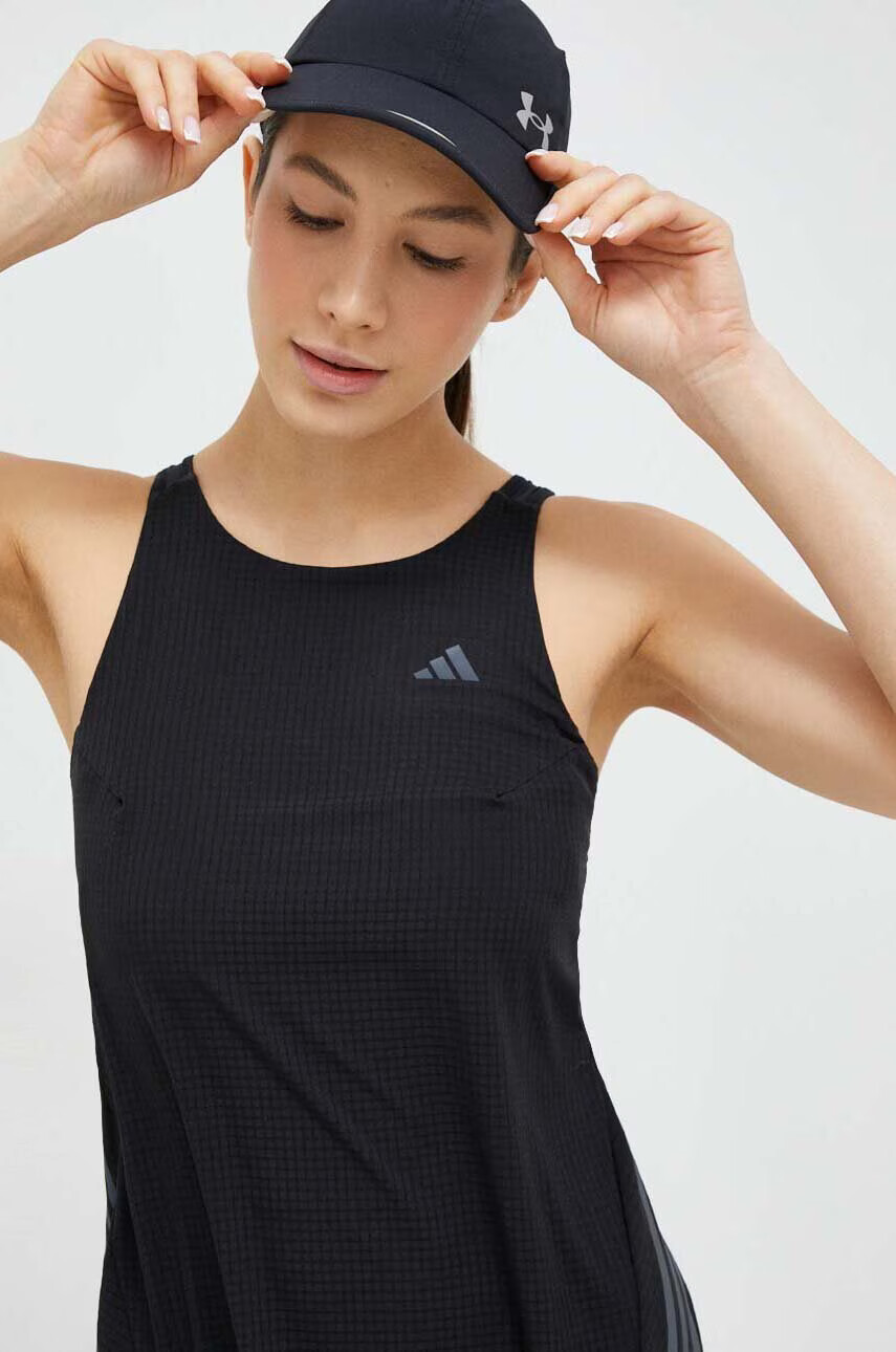 adidas Performance Рокля в черно къс модел разкроен модел - Pepit.bg