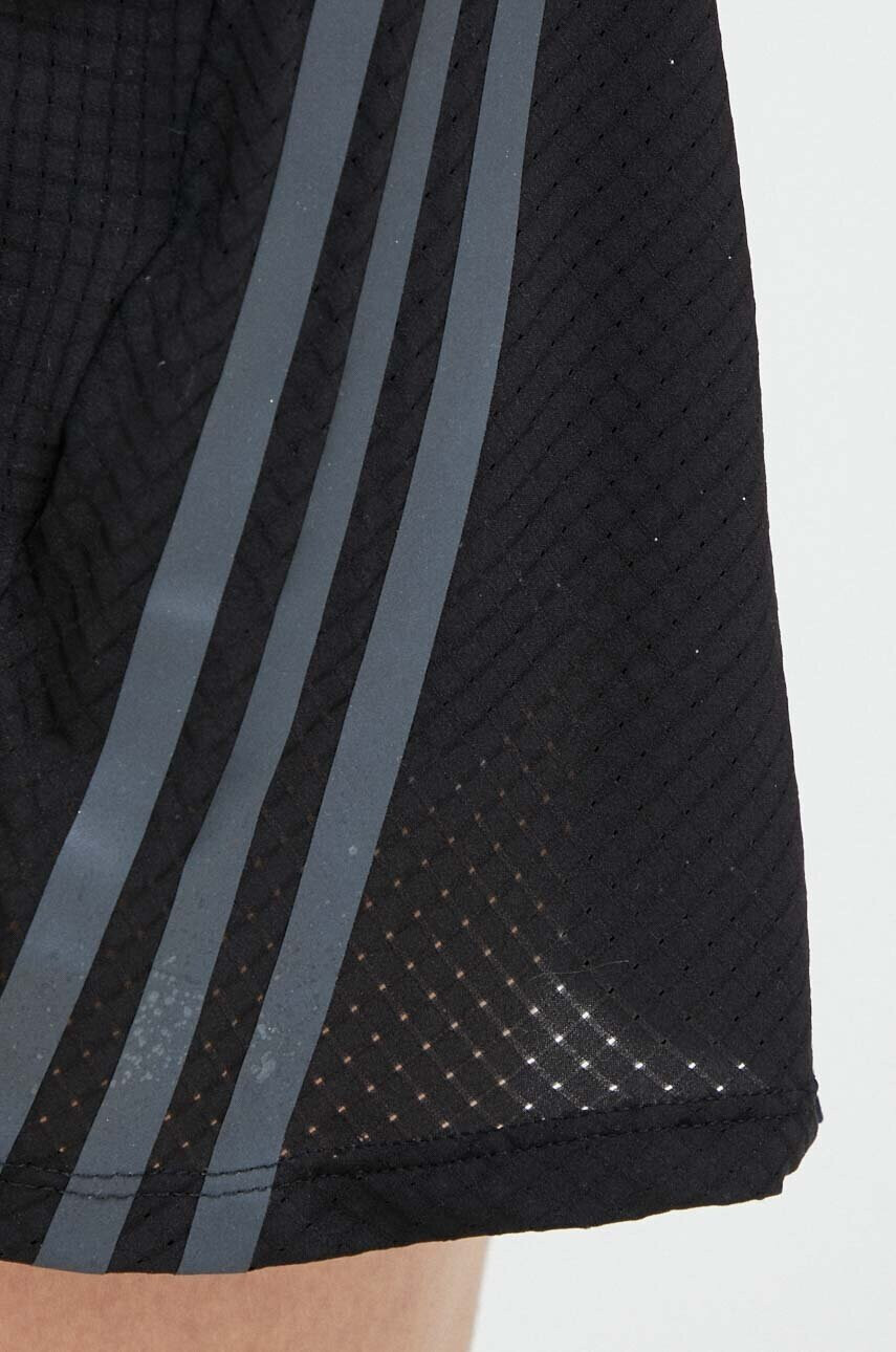 adidas Performance Рокля в черно къс модел разкроен модел - Pepit.bg
