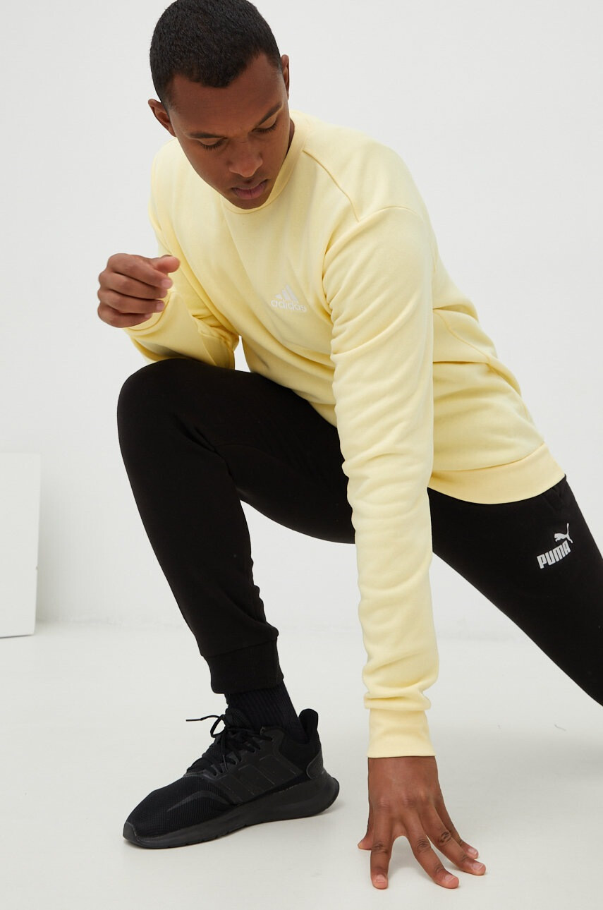 adidas Performance Суичър в жълто с апликация - Pepit.bg