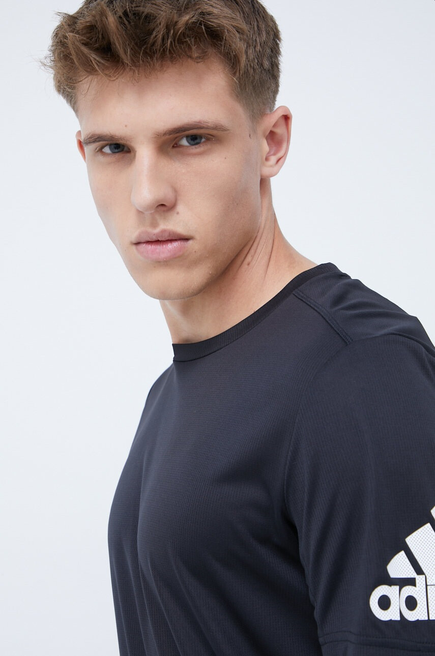 adidas Performance Тениска за бягане Run It HB7470 в черно с принт - Pepit.bg