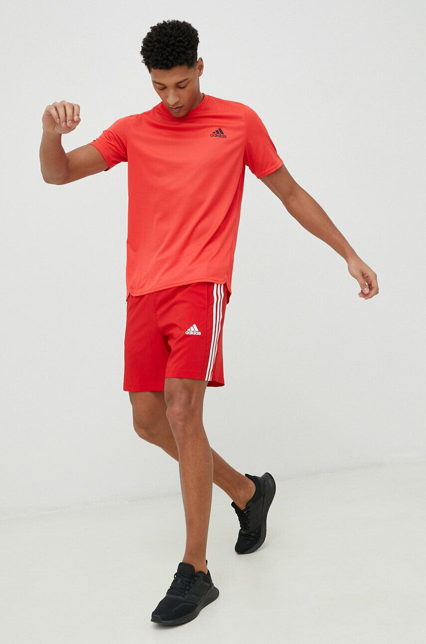 adidas Performance Тениска за трениране Designed for Movement в червено с изчистен дизайн - Pepit.bg