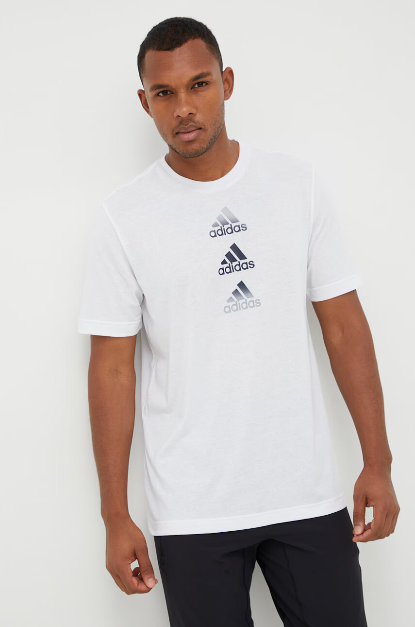 adidas Performance Тениска за трениране Designed To Move в бяло с принт - Pepit.bg