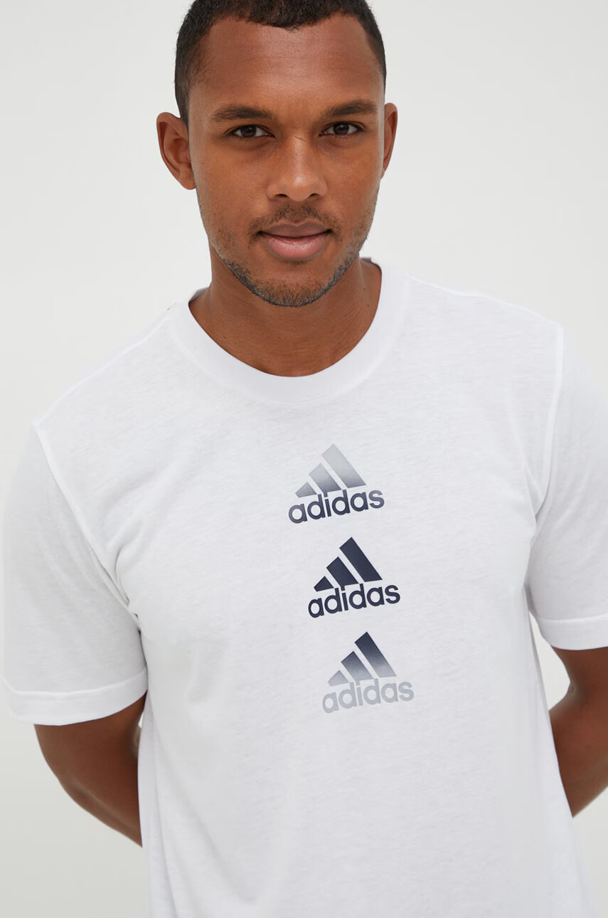 adidas Performance Тениска за трениране Designed To Move в бяло с принт - Pepit.bg