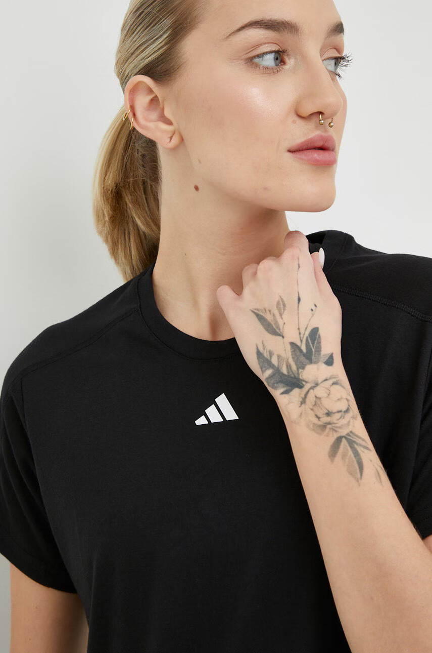 adidas Performance Тениска за трениране Training Essentials - Pepit.bg
