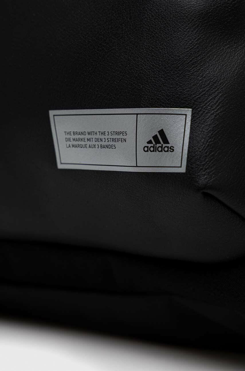 adidas Раница В черно голям размер с апликация - Pepit.bg