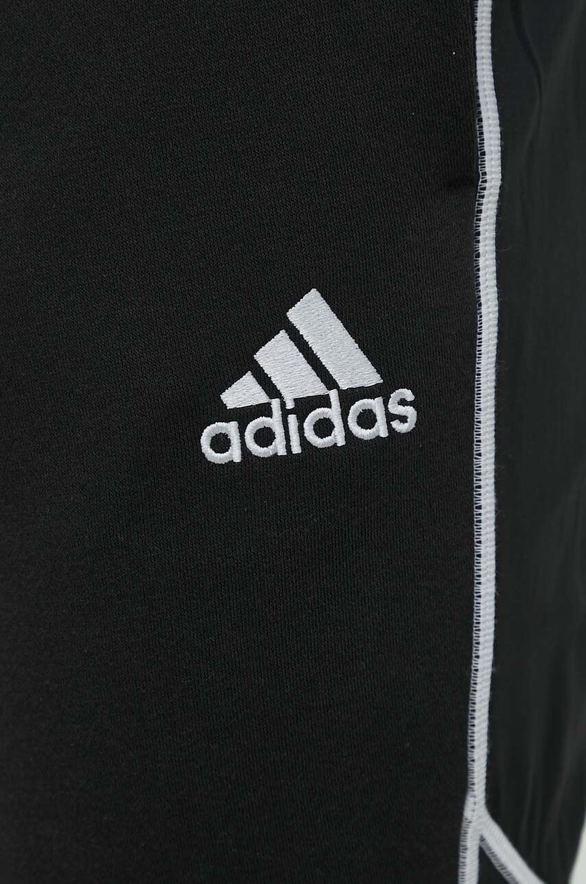 adidas Спортен панталон в черно с изчистен дизайн - Pepit.bg