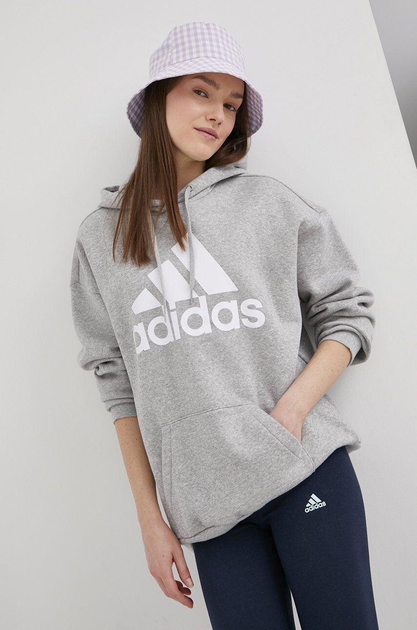 adidas Суичър HD1748 дамски в сиво с принт - Pepit.bg