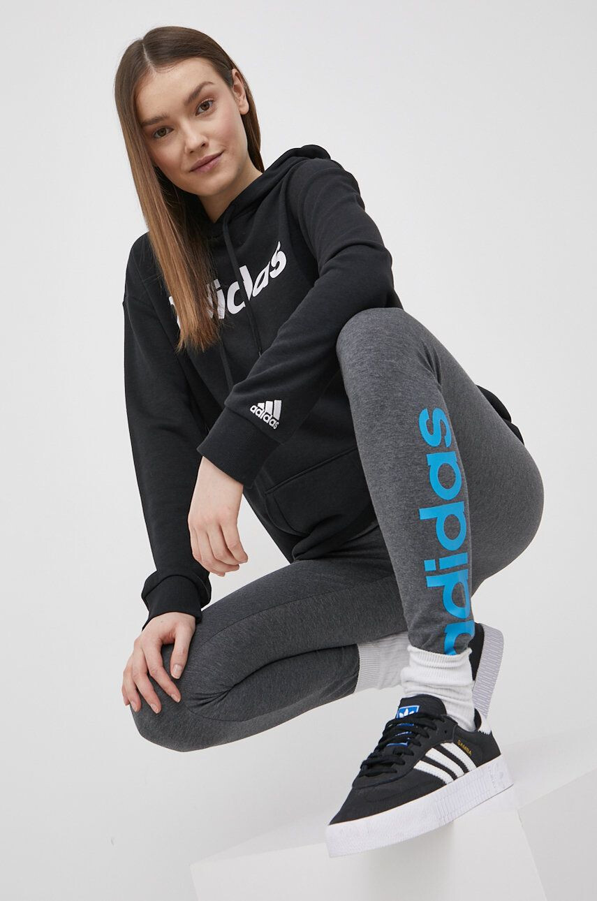 adidas Суичър в тъмносиньо с апликация - Pepit.bg