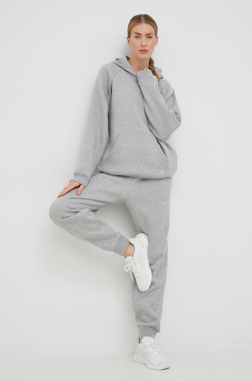 adidas Суичър в сиво с качулка меланж на - Pepit.bg