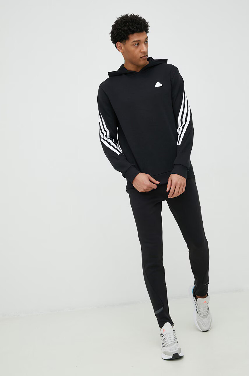 adidas Суичър в черно с качулка с принт - Pepit.bg