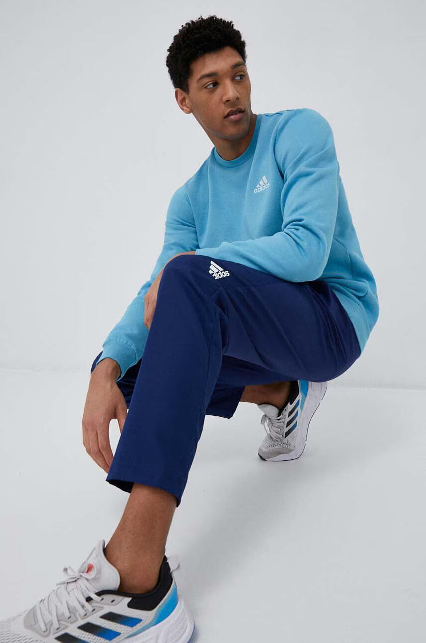 adidas Суичър в синьо с апликация - Pepit.bg