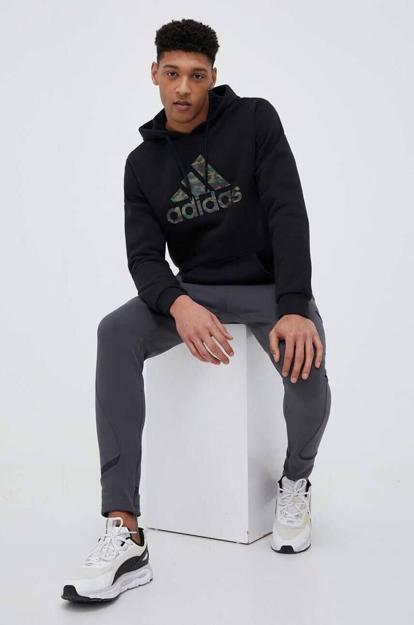 adidas Суичър в черно с качулка с десен - Pepit.bg