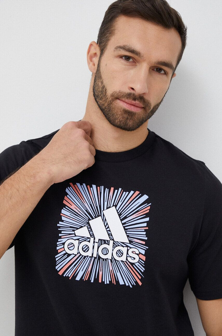 adidas Тениска в черно с принт - Pepit.bg