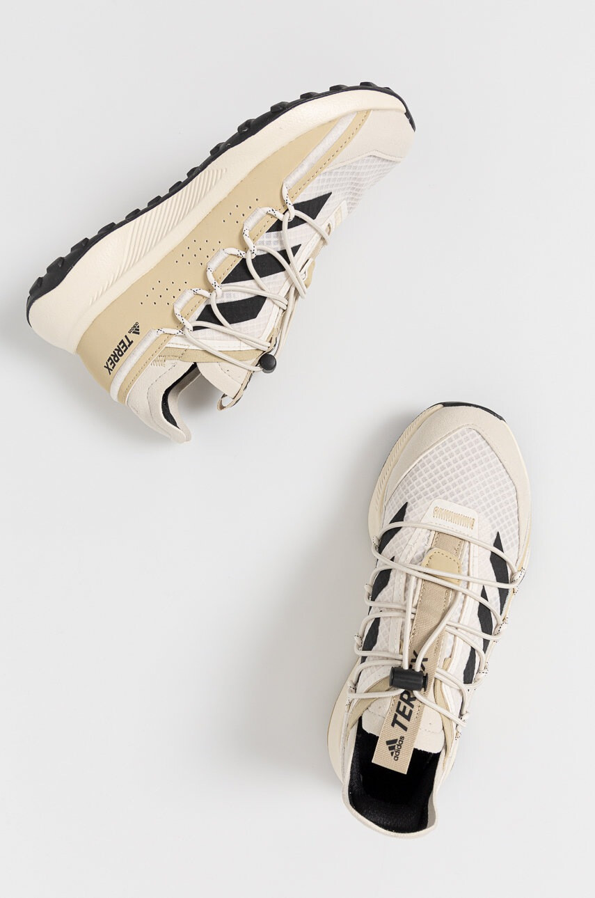 adidas TERREX Обувки adidas Performance FZ2230 дамски в жълто - Pepit.bg