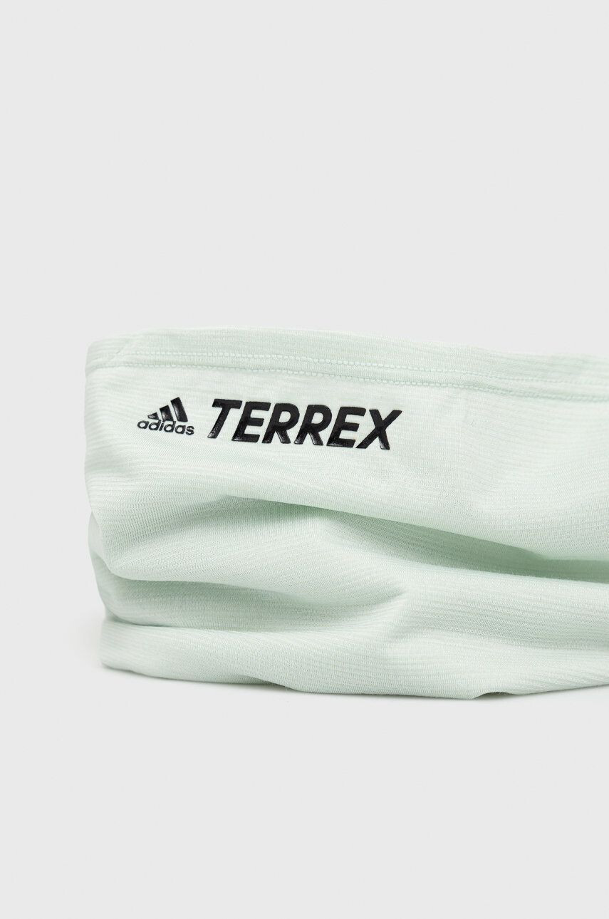 adidas TERREX Кръгъл шал в зелено с изчистен дизайн - Pepit.bg