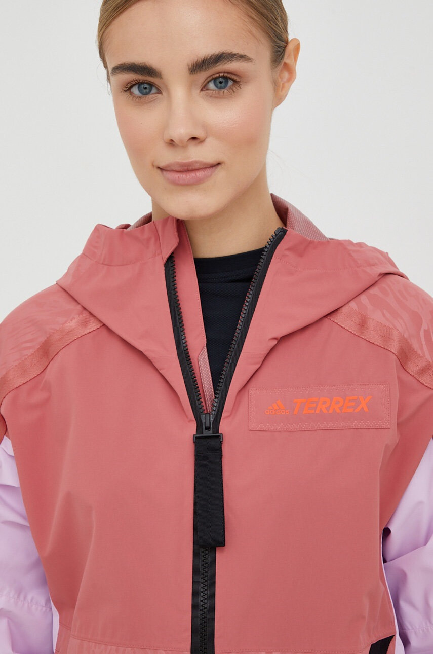 adidas TERREX Непромокаемо яке Utilitas в оранжево - Pepit.bg