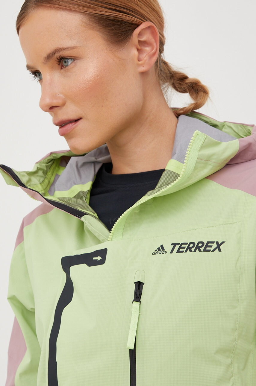 adidas TERREX Непромокаемо яке Xploric в зелено - Pepit.bg