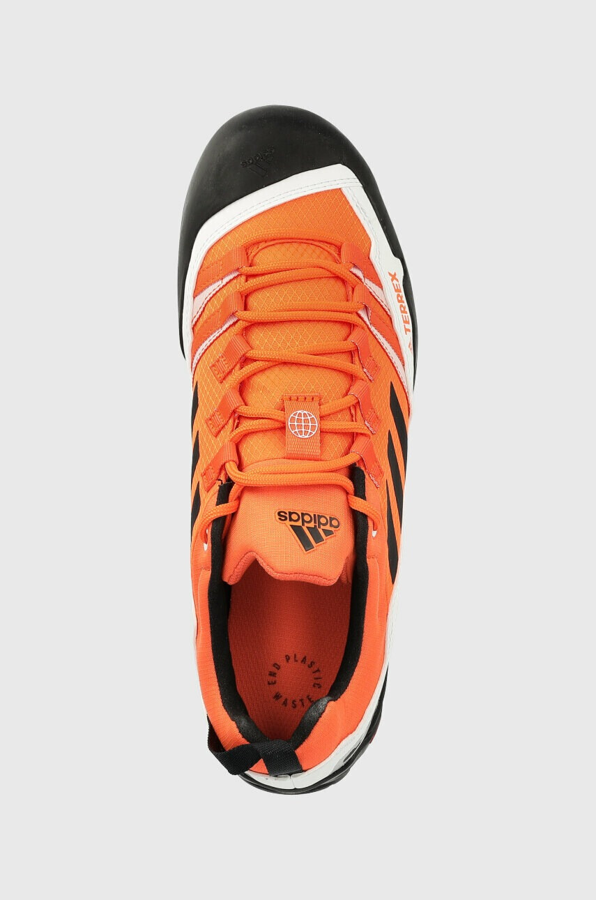 adidas TERREX Обувки Swift Solo 2 в оранжево - Pepit.bg
