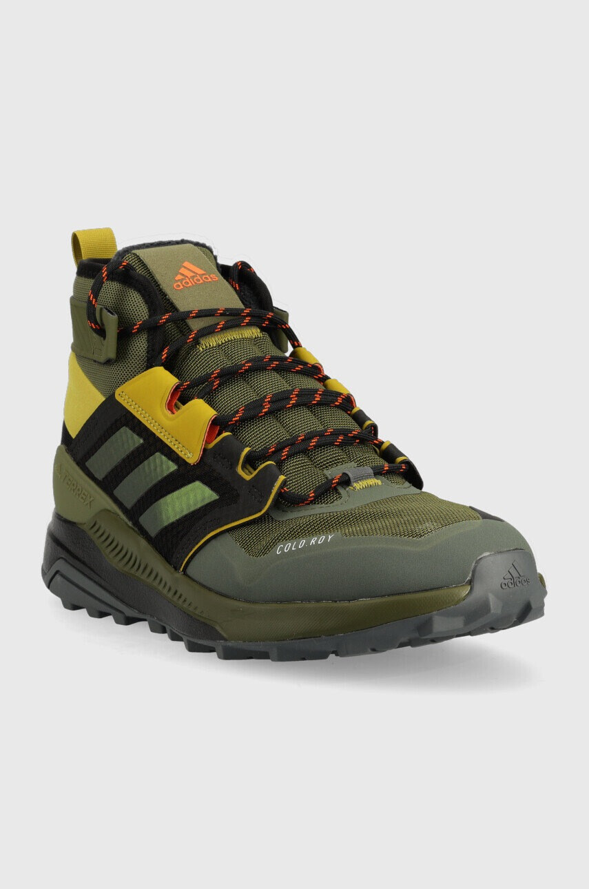 adidas TERREX Обувки Trailmaker Mid в зелено с изолация - Pepit.bg