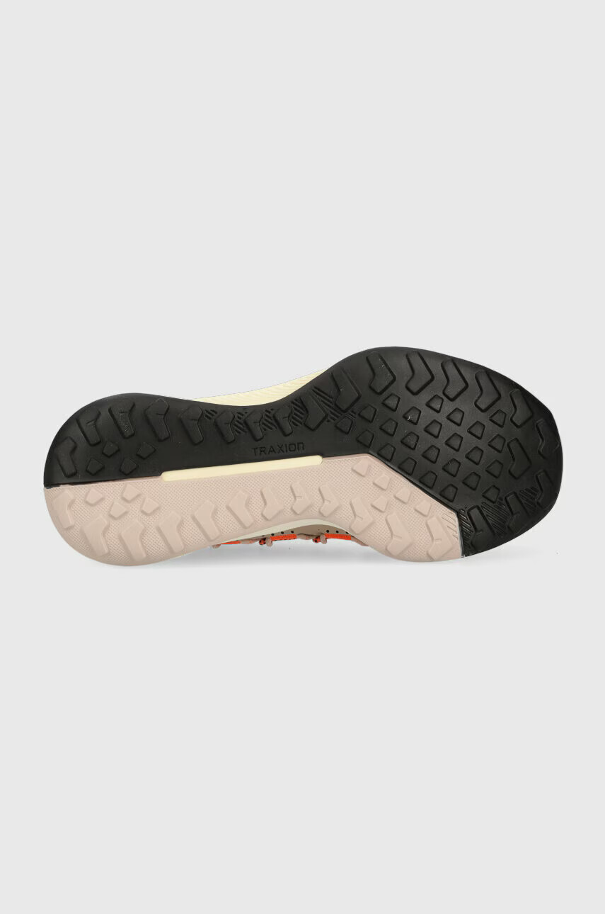adidas TERREX Обувки Voyager 21 в оранжево - Pepit.bg