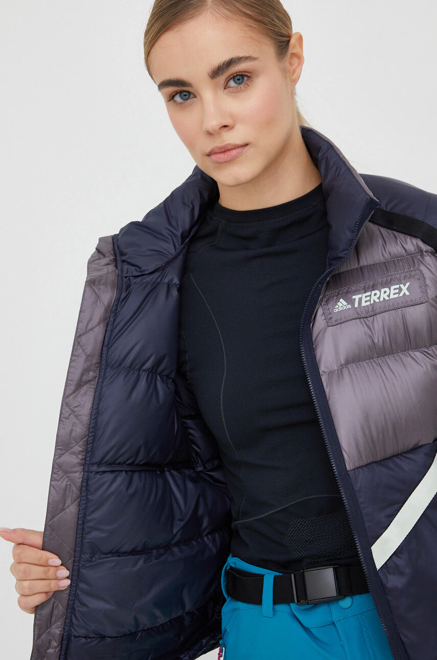 adidas TERREX Пухено спортно яке Utilitas в тъмносиньо - Pepit.bg