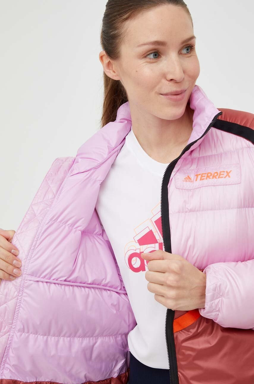 adidas TERREX Пухено спортно яке Utilitas в розово - Pepit.bg