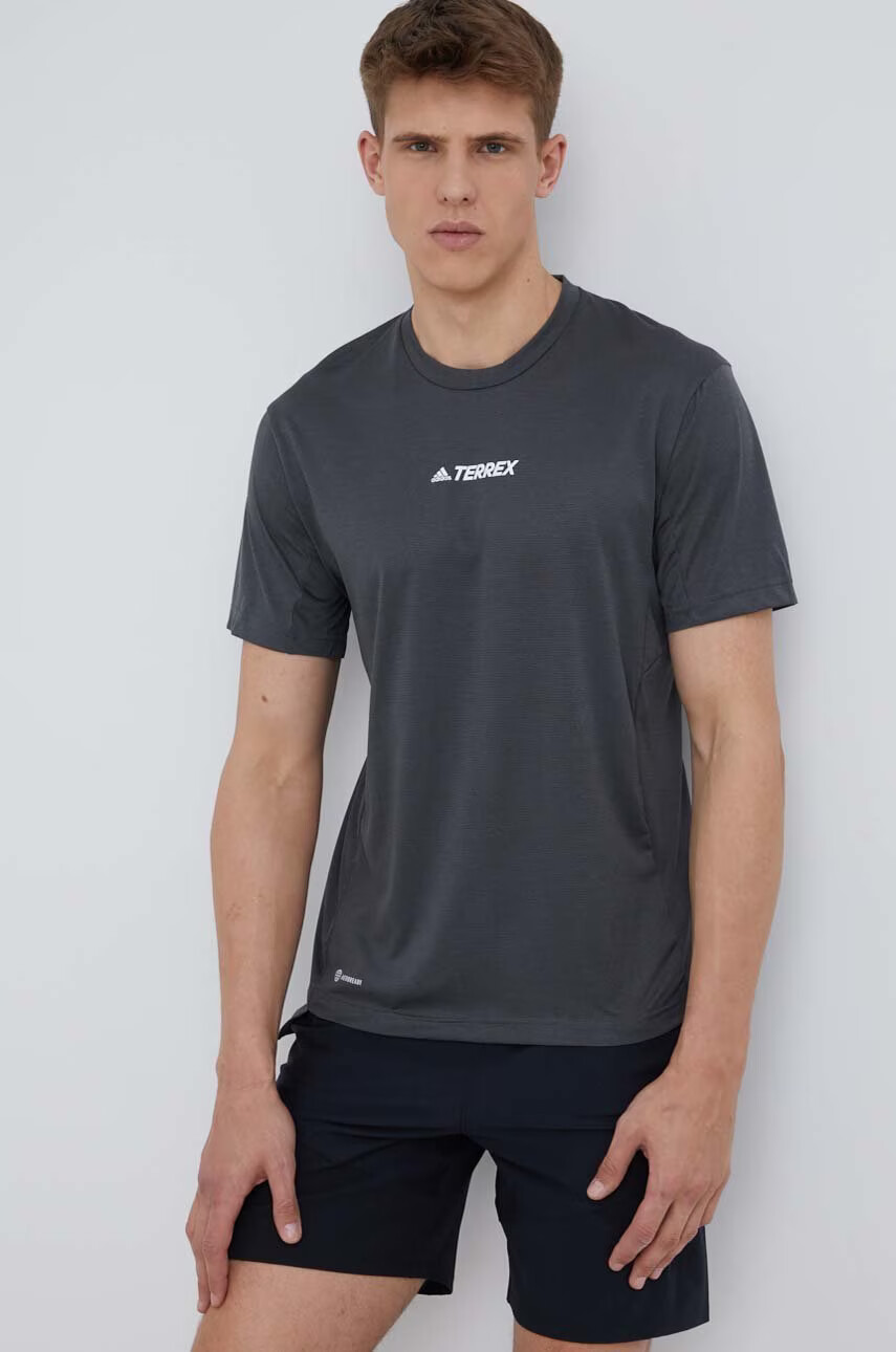 adidas TERREX Спортна тениска Multi H53382 в сиво с принт - Pepit.bg