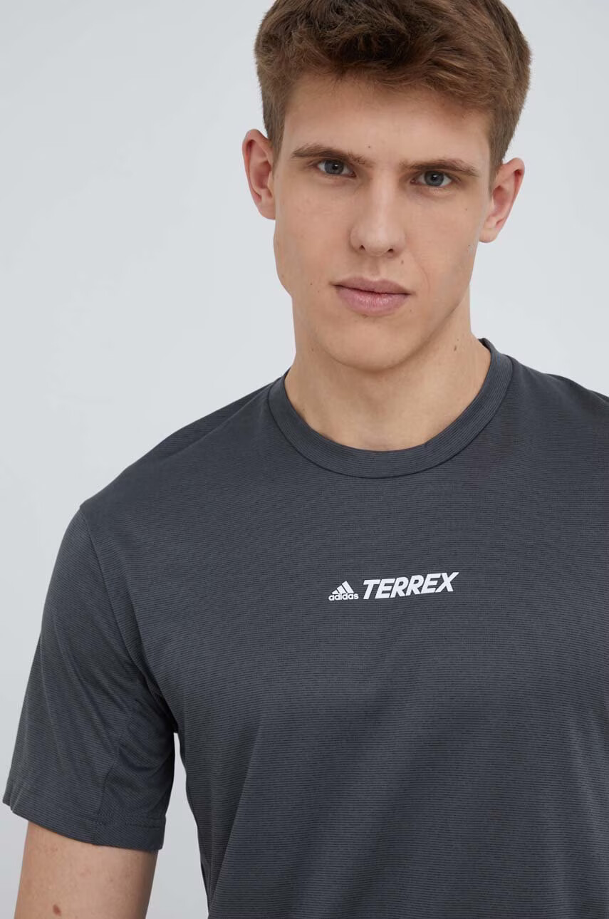 adidas TERREX Спортна тениска Multi H53382 в сиво с принт - Pepit.bg