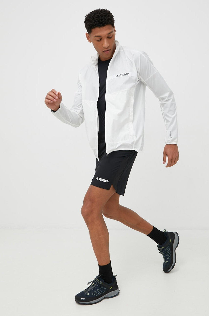 adidas TERREX Спортни шорти Trail в черно - Pepit.bg