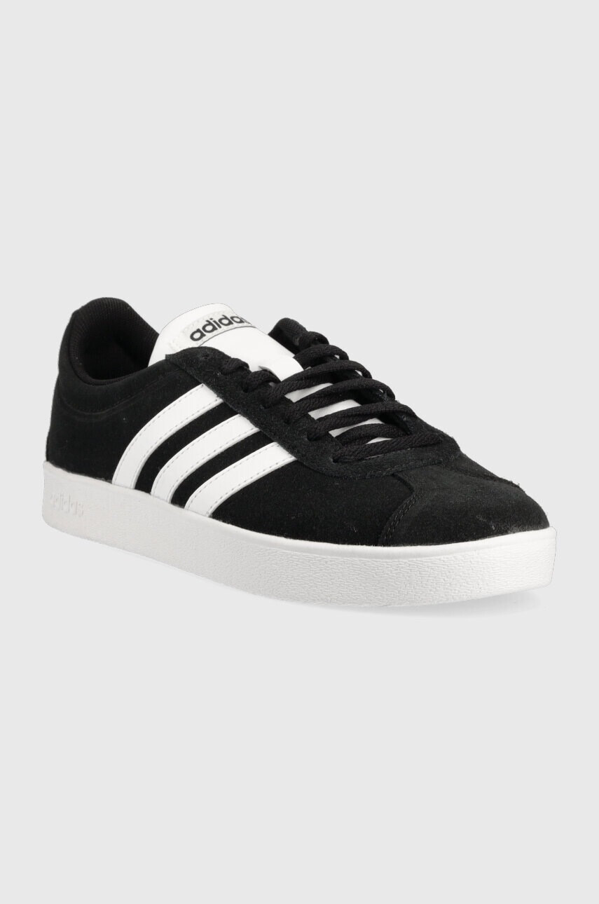 adidas Велурени маратонки COURT в черно - Pepit.bg