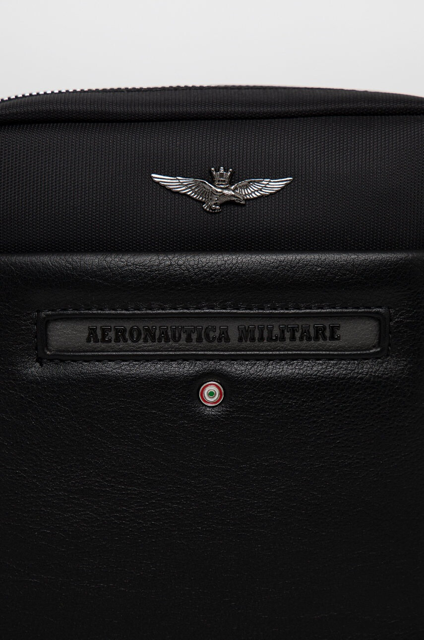 Aeronautica Militare Чанта през рамо в черно - Pepit.bg