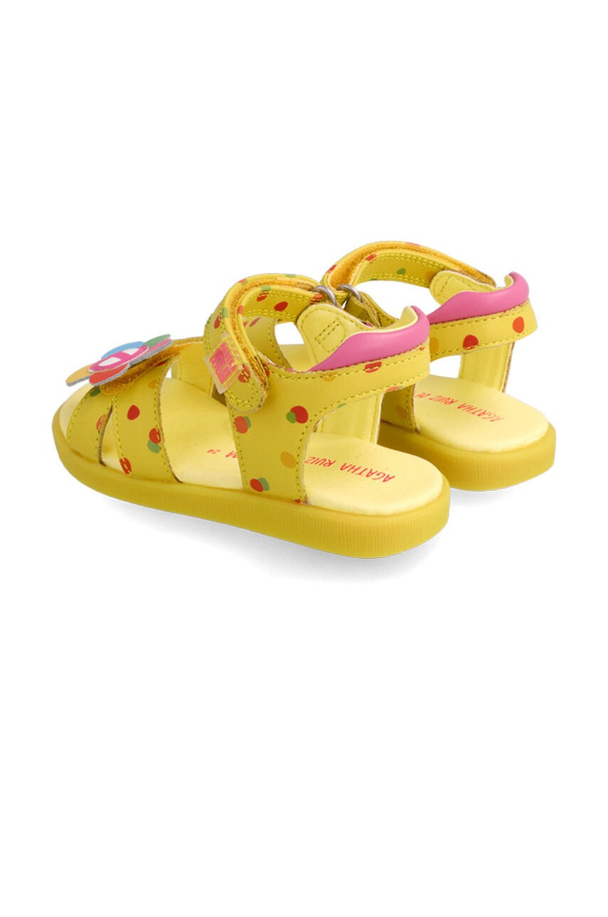 Agatha Ruiz de la Prada Детски сандали от кожа в жълто - Pepit.bg