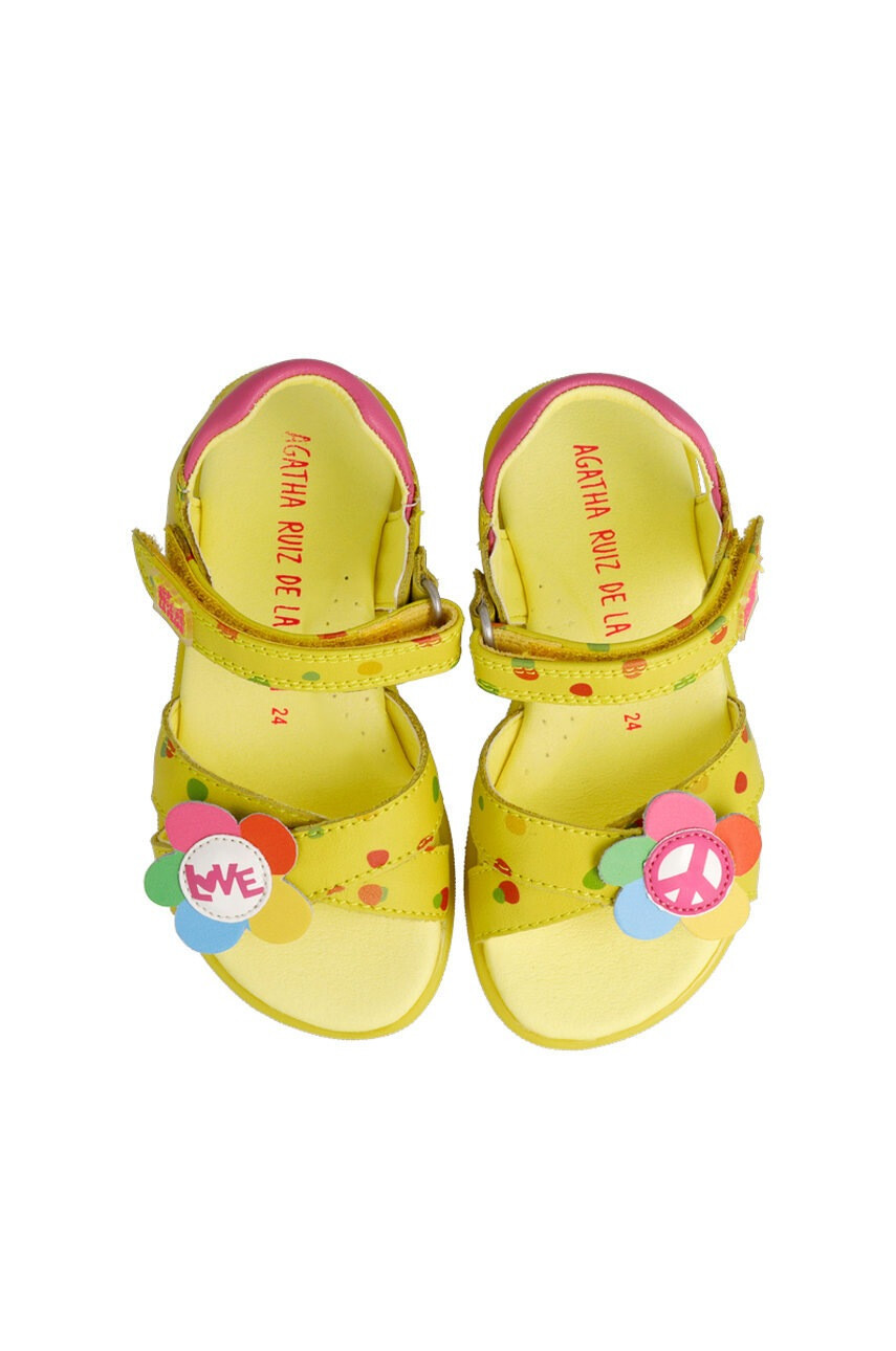 Agatha Ruiz de la Prada Детски сандали от кожа в жълто - Pepit.bg
