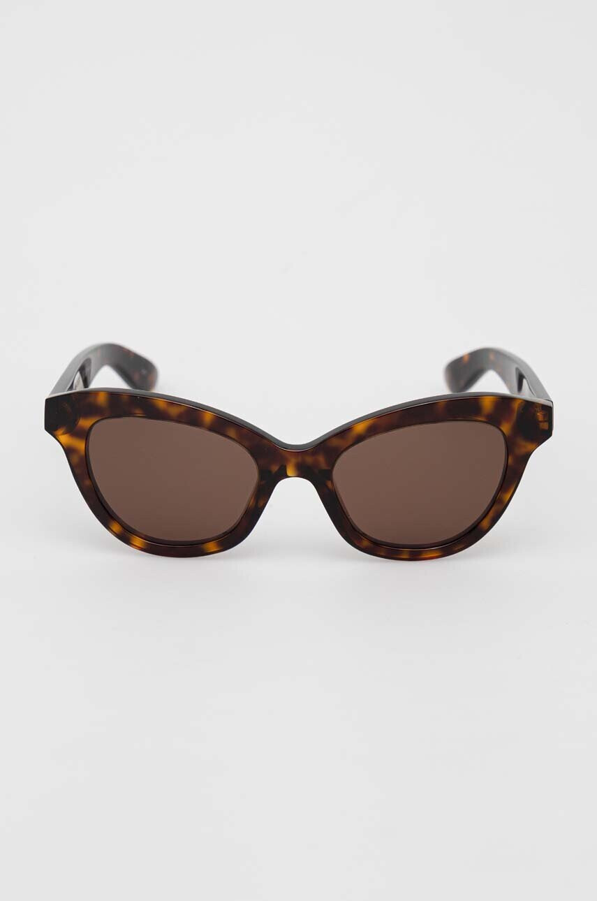 Alexander McQueen Слънчеви очила AM0391S в кафяво - Pepit.bg