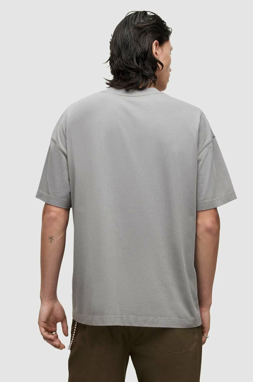 AllSaints Памучна тениска в сиво с принт - Pepit.bg