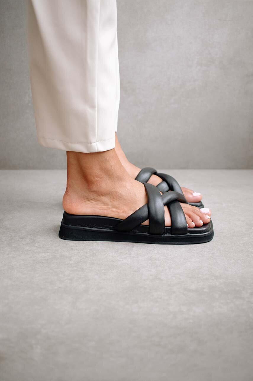 Alohas Кожени чехли Slip On Cross в черно S00202.25 - Pepit.bg