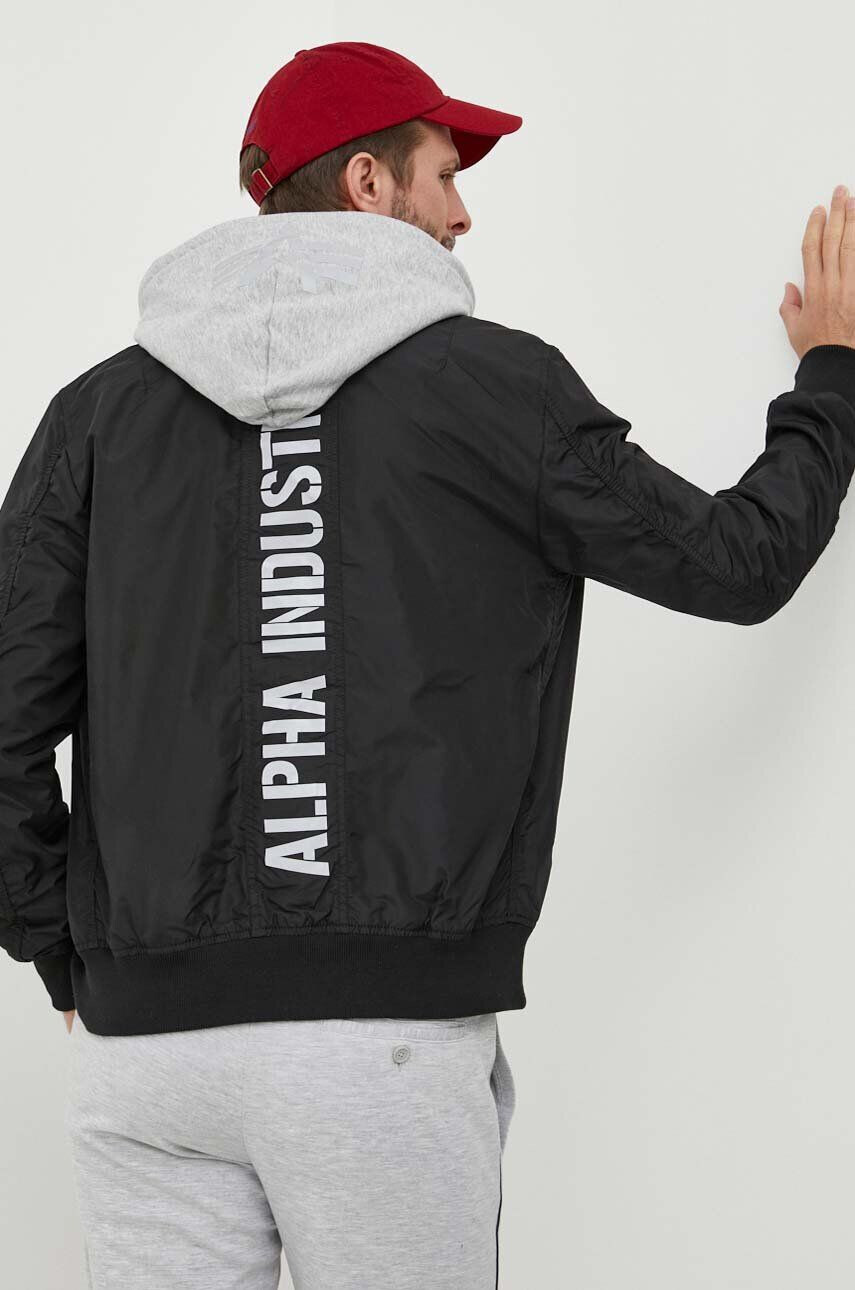 Alpha Industries Яке в черно с преходна изолация - Pepit.bg