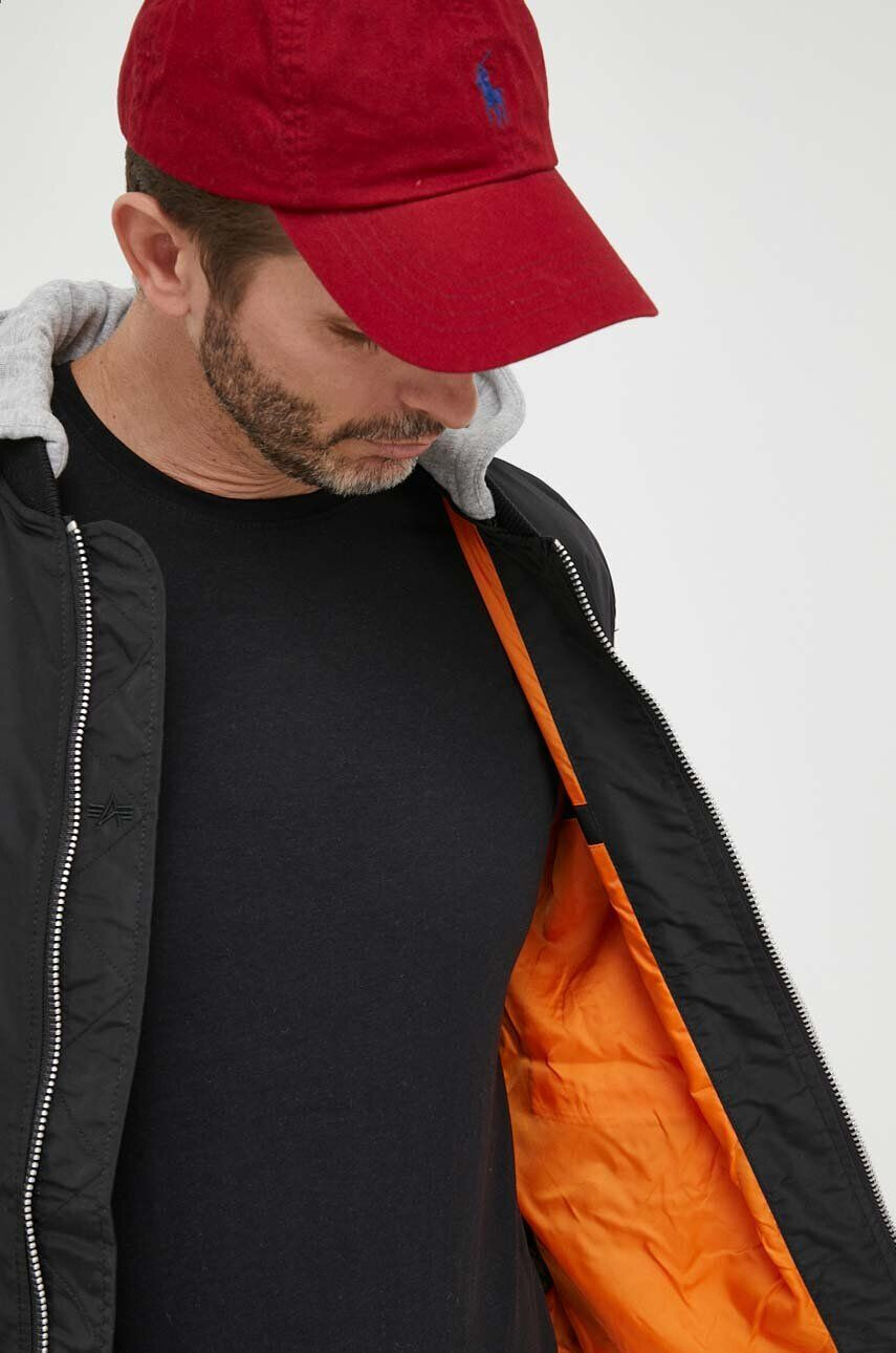 Alpha Industries Яке в черно с преходна изолация - Pepit.bg