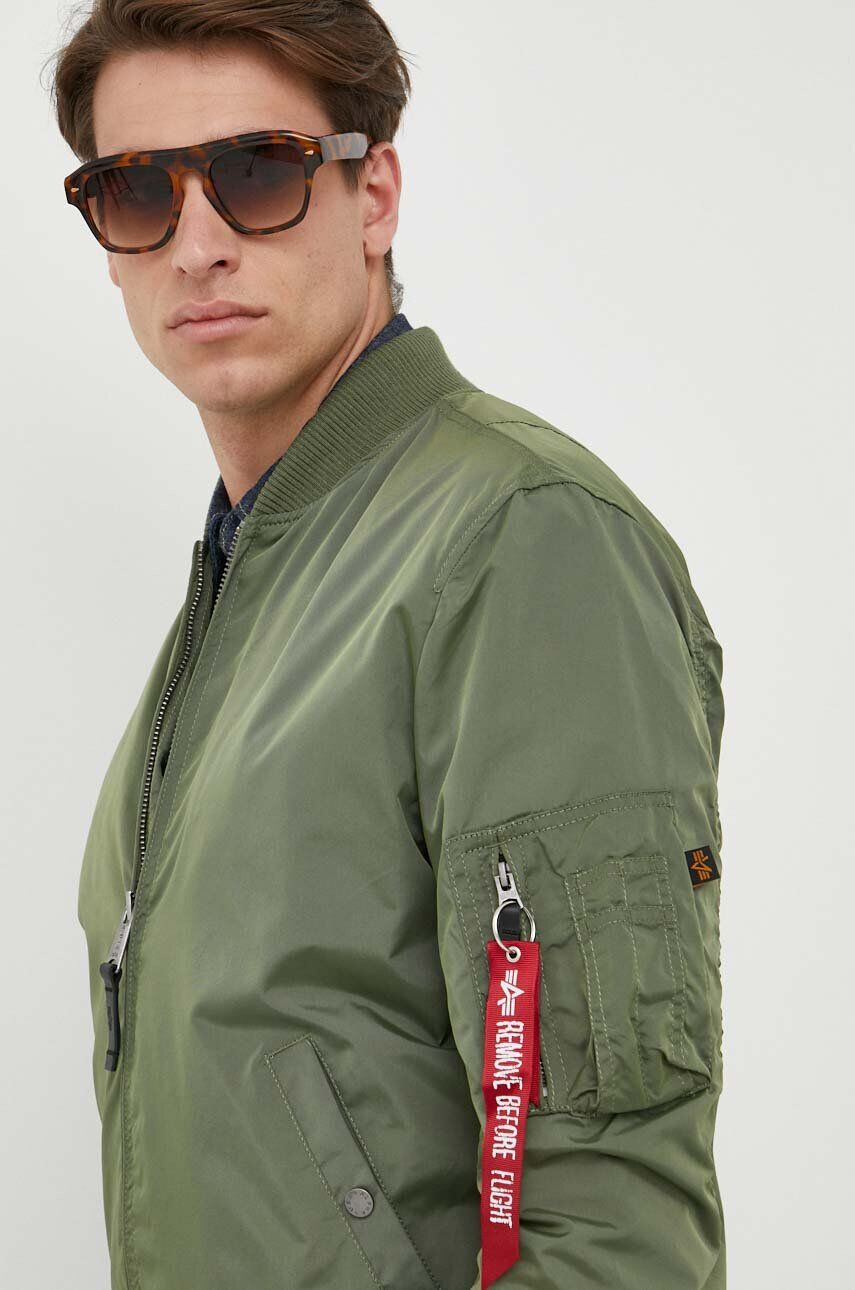 Alpha Industries Яке бомбър MA-1 TT в черно с преходна изолация 191103.03 - Pepit.bg