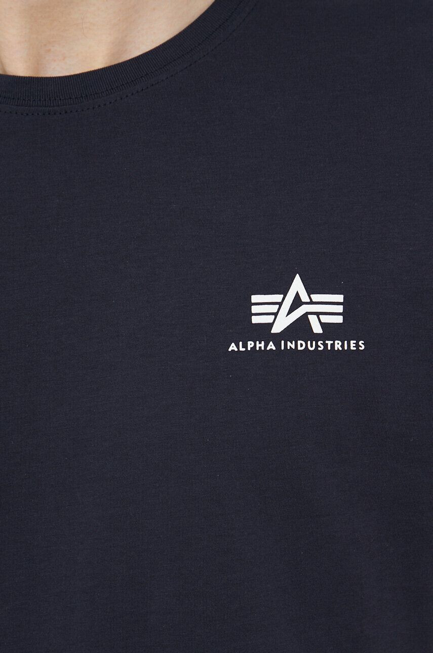 Alpha Industries Памучна тениска Basic T Small Logo в тъмносиньо с изчистен дизайн 188505.07 - Pepit.bg