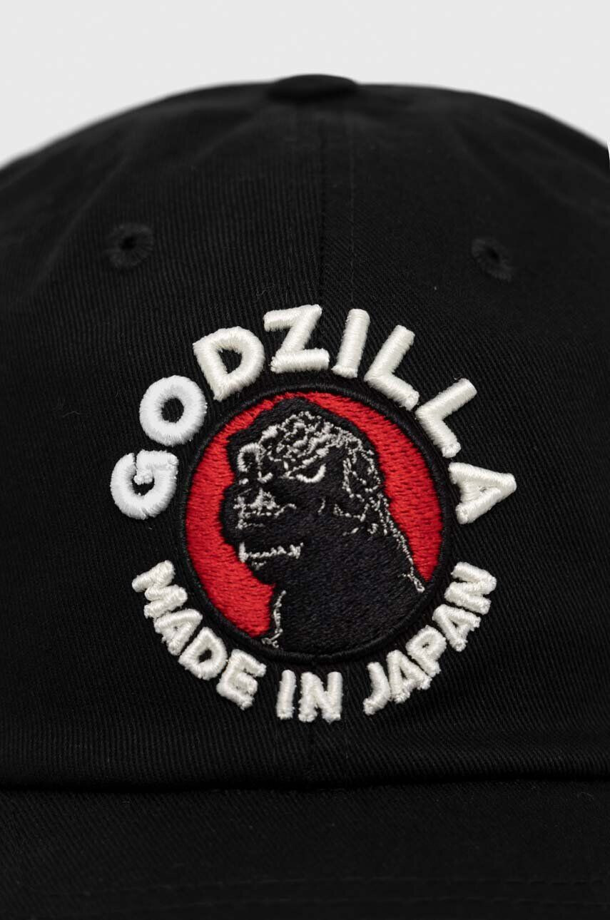 American Needle Памучна шапка с козирка Godzilla в черно с апликация - Pepit.bg