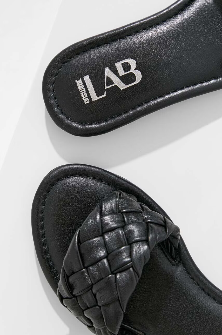 Answear Lab Кожени чехли в черно - Pepit.bg
